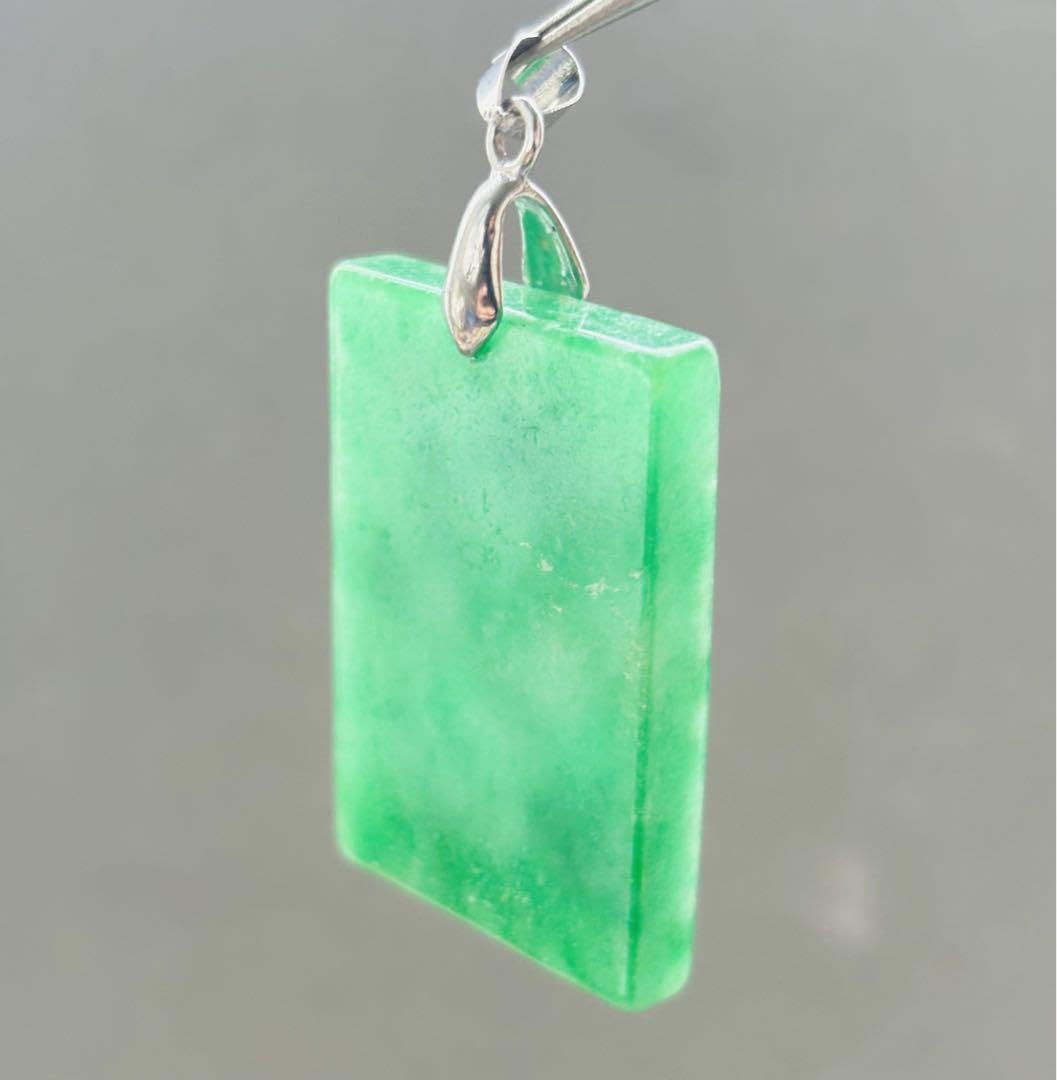 Amazon.co.jp: 大きめミャンマー翡翠プレートペンダントヘッド ヒスイ